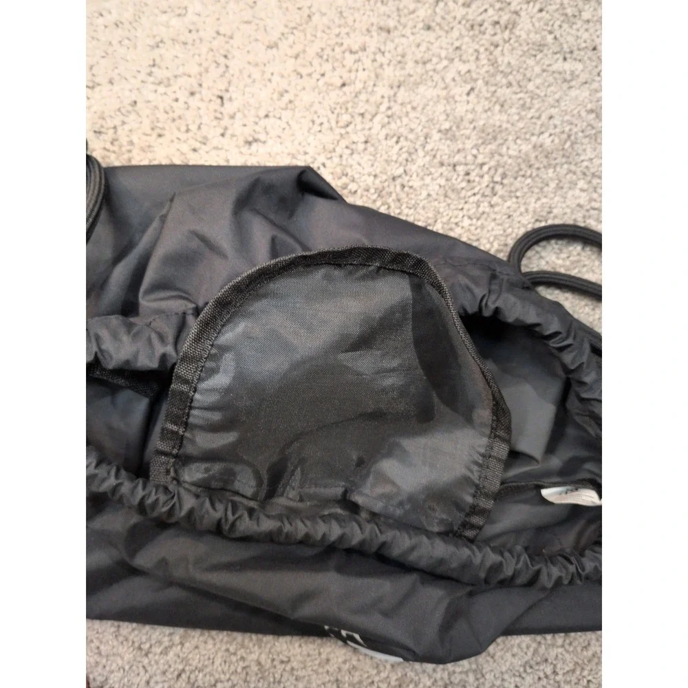 University of Chicago College Drawstring Backpack Black Cinch Bag Side Zip Logo